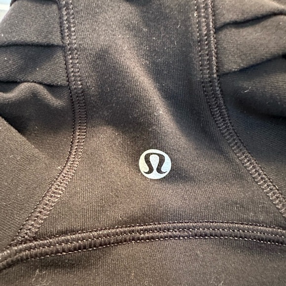 Lululemon Black‎ Bhakti Yoga Jacket in size 6 - Picture 7 of 10